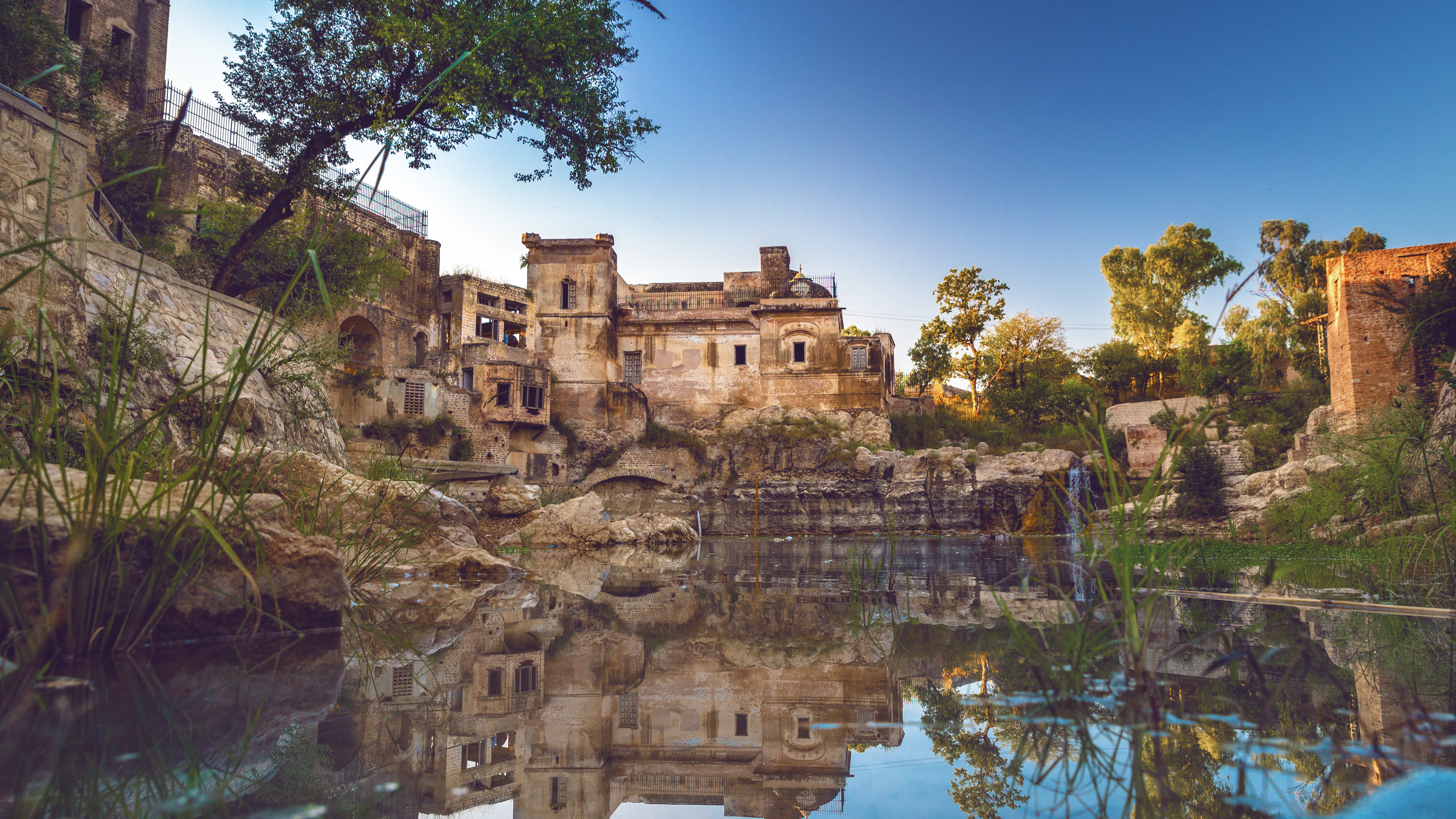 Brussels - Islamabad