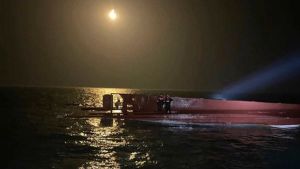Fishing boat capsizes