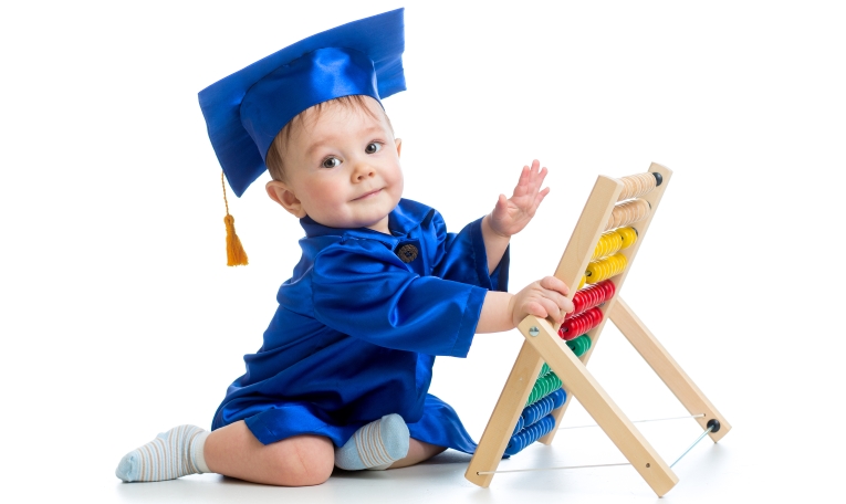 Belum Cukup Usia, Jangan Paksa Anak Bersekolah Belum Cukup Usia, Jangan Paksa Anak Bersekolah