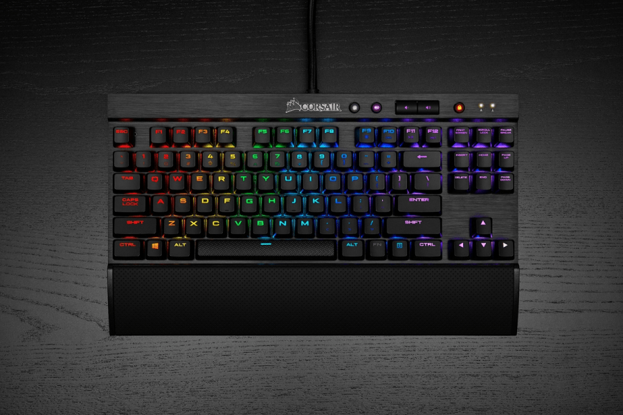 Teclado Gamer Compacto Corsair K65 RGB RAPIDFIRE — CHERRY MX - GTech Systems