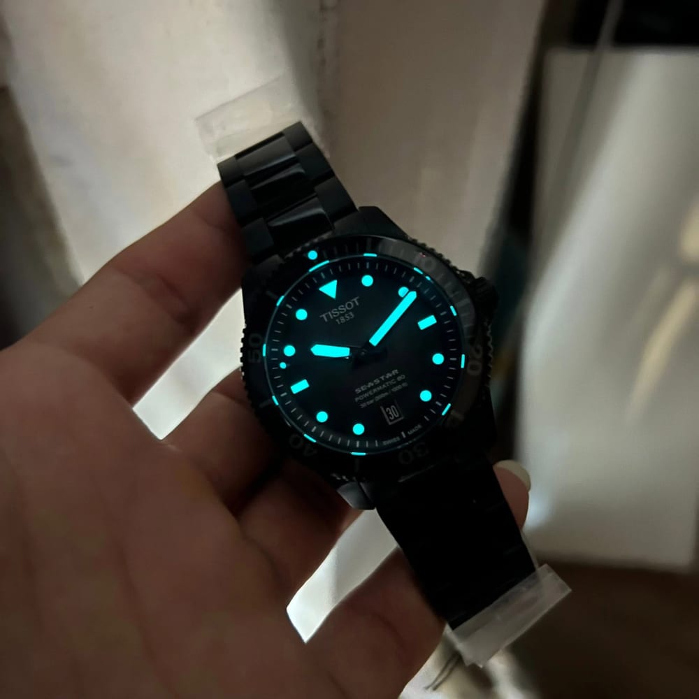 Tissot Seastar 1000 Powermatic 80 40mm Black PVD Dive Watch T120.807.33.051.00 Photo 5 | Watch 24 BD Tissot Seastar 1000 Powermatic 80 40mm Black PVD Dive Watch T120.807.33.051.00 Photo 5 - Original TISSOT Watch - Watch 24 BD
