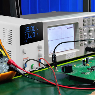 DC Power Supply (0-32V, 0-10.2A)