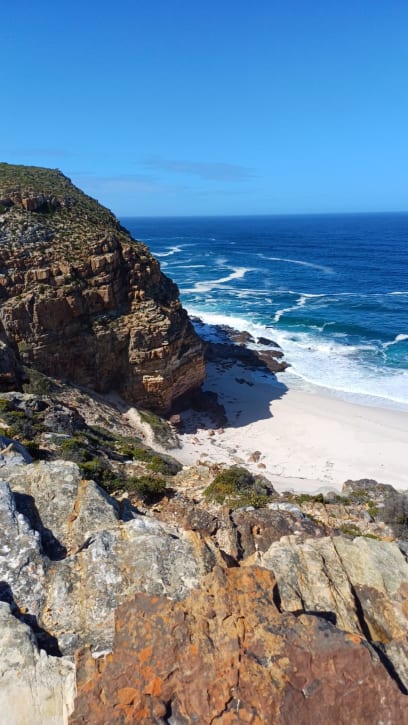 A okolí...jde se cca 50 min trak s nádhernými výhledy (ufff, musela jsem s holí a bederním pásem a dolů pak s pomocí Ivany a celou dobu pod dohledem ostatních dam...čímž všem děkuji!)
