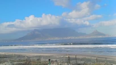 S Kapským městem jsme se rozloučili pohledem z protější pláže