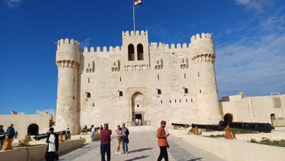 Námořní pevnost, původně palác, byla moc zajímavá ... byla v ní i modlitebna