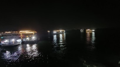 U zdymadla je dopravní zácpa...to jsem zvědavá, jak dlouho to bude trvat...no nic, máme koktejl