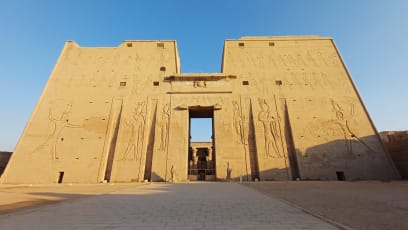 Toto je tedy chrám v Edfu