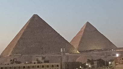 Dobré ráno s pyramidami