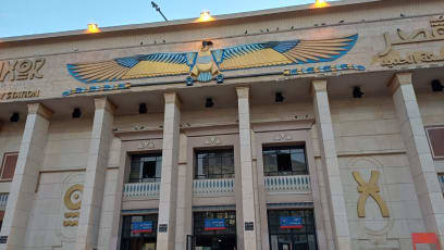 Nádhera nádraží v Luxoru