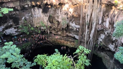 A pak překvapení: koupání v lázních OXMAN …napřed jsme si říkali, proč nezajedem někam k moři, ale tohle byl zážitek, joooo byl tam krásný park a bazén, ale hlavně jsme doslova sfárali semhle: