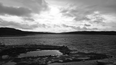 A co na to černobílá?