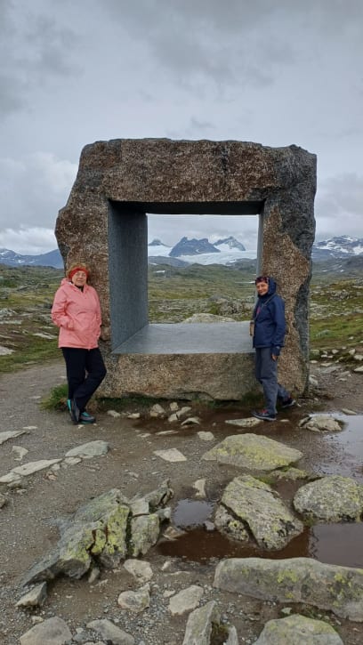 A sem tam i art prvky