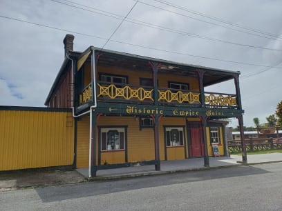 Tady je ta hospoda,kde strkali do dveří zlatý valoun