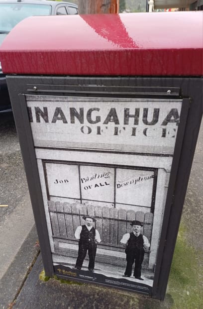 Zlatokopecký odpadkový koš