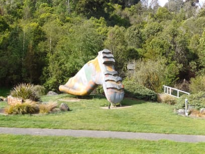 Městečko Taihape ...neboli Gumákov...protože tu mají jako symbol gumáky a dělají i gumákové slavnosti