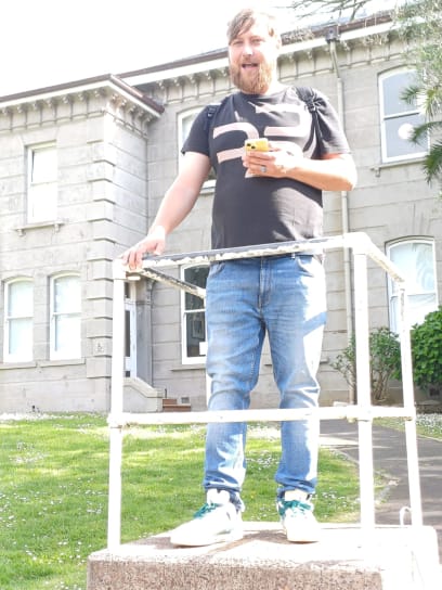 SPEAKER'S CORNER v St.Patrickově parku ...to kecá náš průvodce Alex...