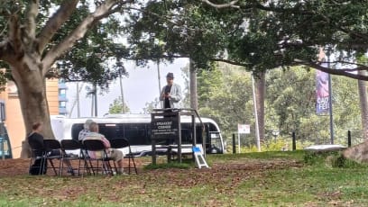 Hyde Park - Speakers Corner ...pán moc posluchačů neměl!