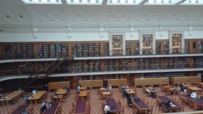 Knihovna s galerií a Shakespearovou studovnou