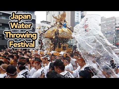 Fukagawa Hachiman Festival (Tokyo, Japan)