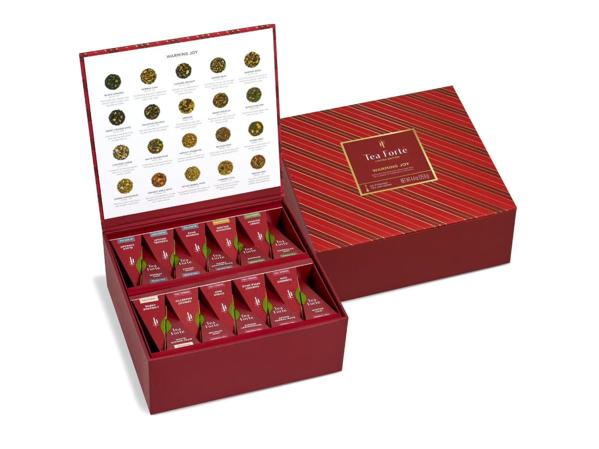 Tea Forte Warming Joy tea chest with 40 pyramid infusers