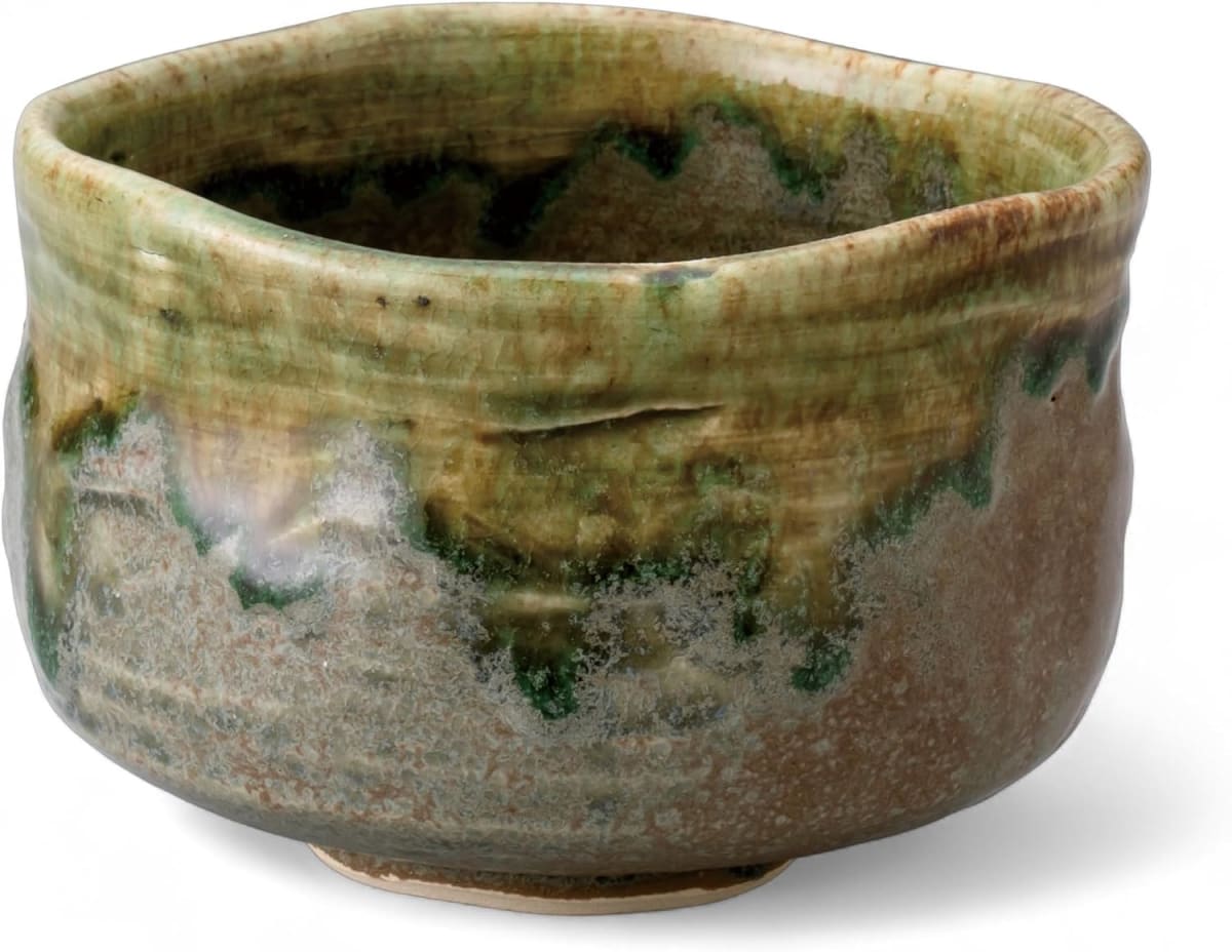 Handmade Mino ware matcha bowl (chawan) with uneven drip glaze from Japan