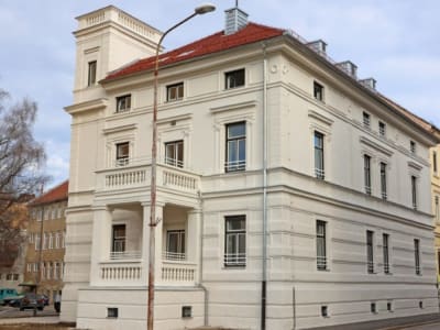 Varovana stanovanja na Vodnikovi