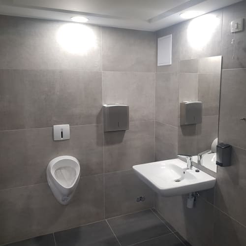 brezplačne javne sanitarije Toilet