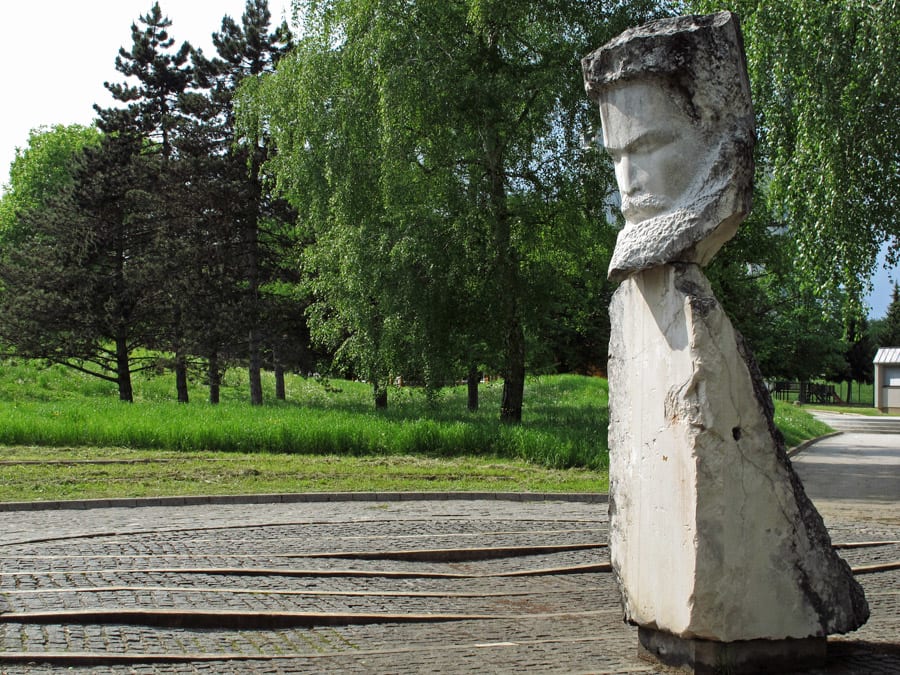 Vir: spomeniki.blogspot.com; Primož Šmajdek