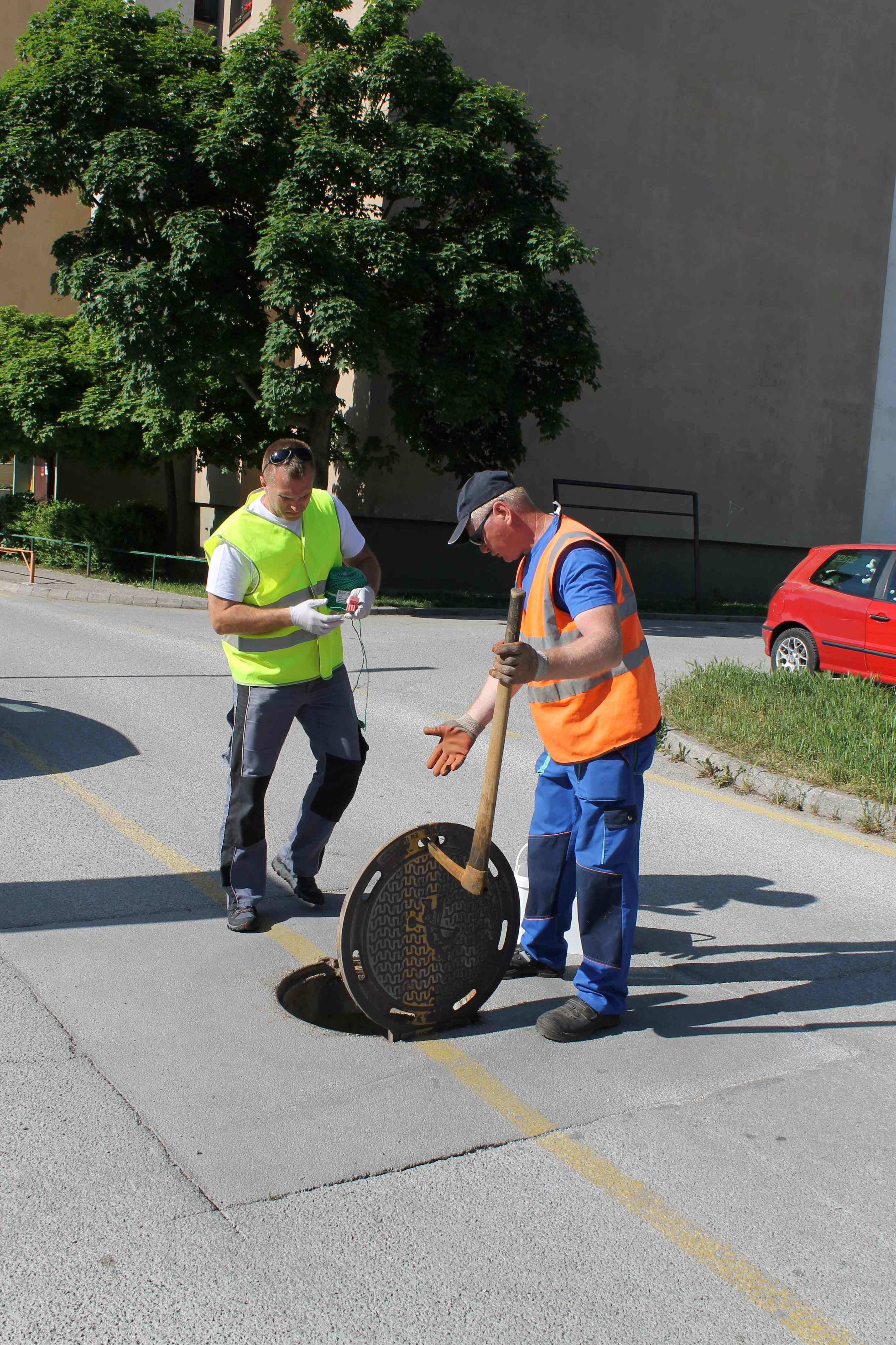 Jesenska deratizacija kanalizacijskega omrežja