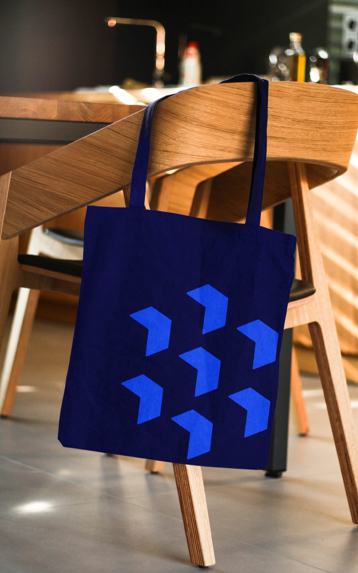 Qubed-Advisory-tote-bag