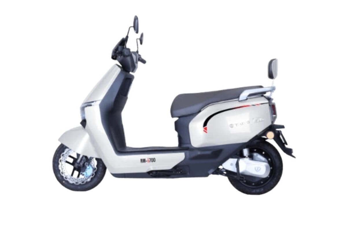 RM-i700
