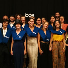 Graduación de estudiantes de IADE