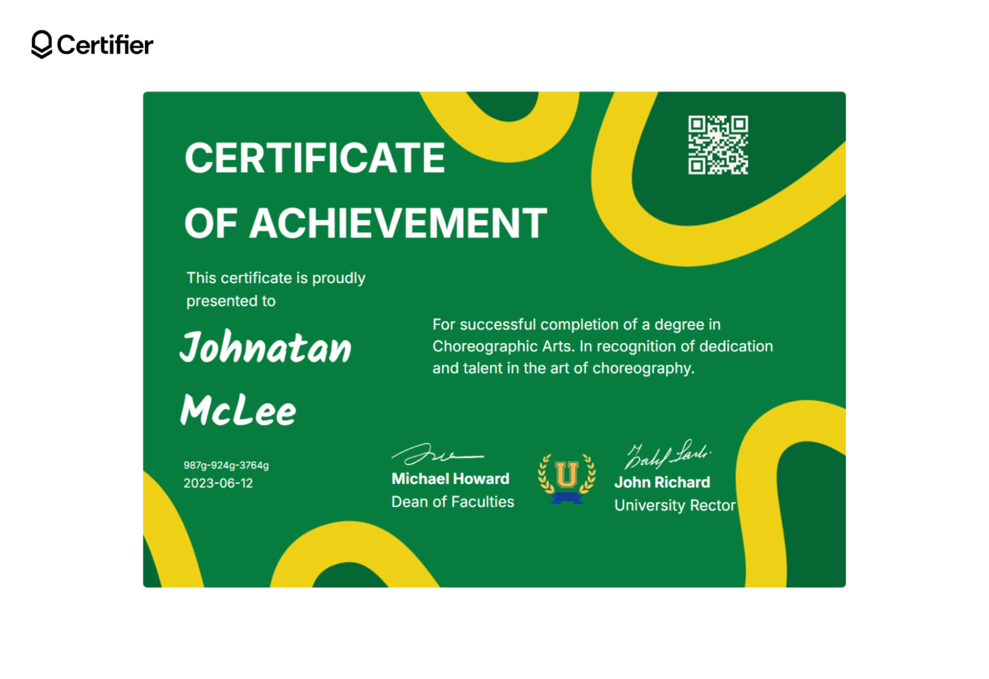 The certificate includes a QR code element, date, signatures, and titles, serving as an example of an achievement certificate for students.