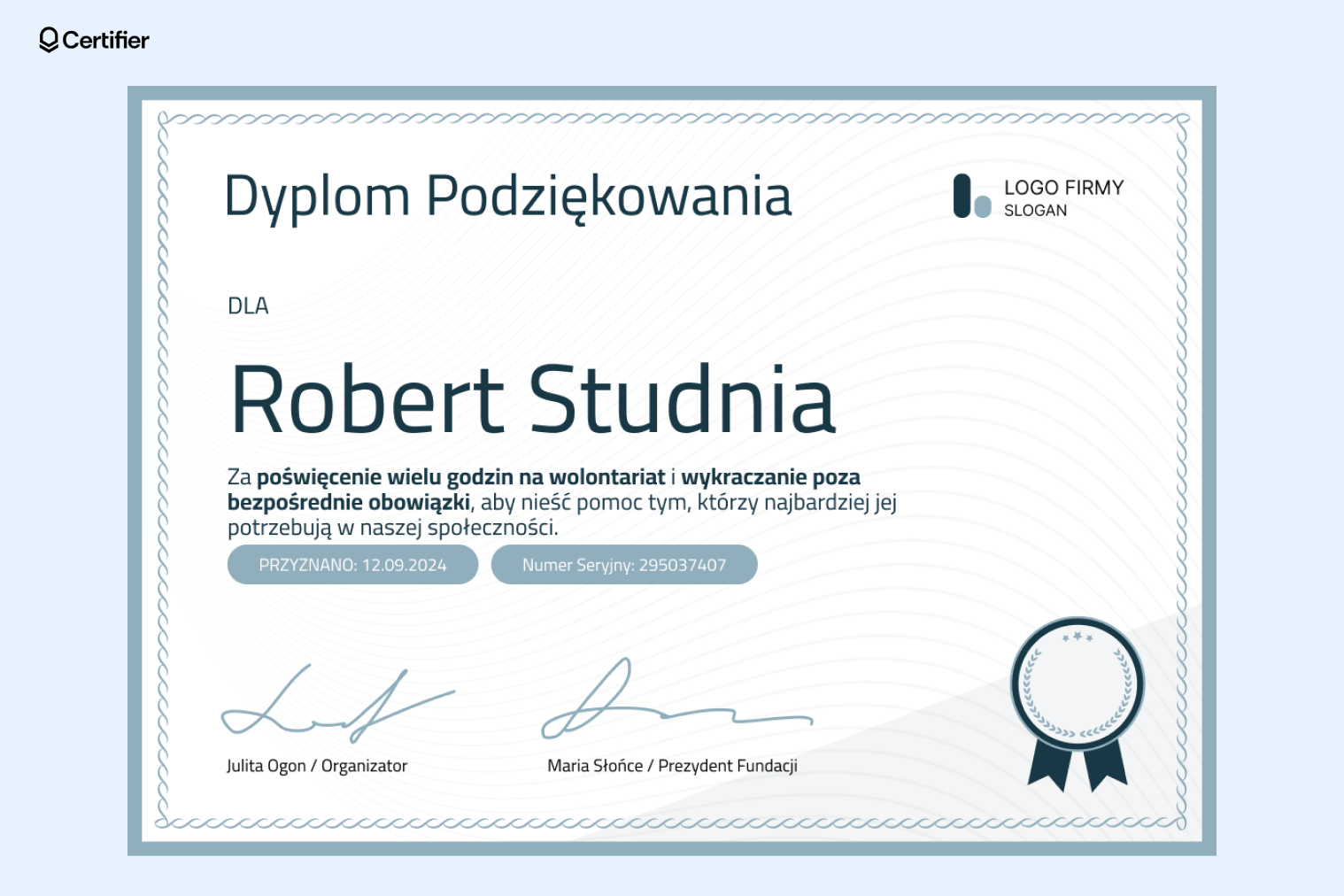 Szablon certyfikatu uznania ze specjalnymi oznaczeniami na datę wydania i numer certyfikatu, ozdobiony subtelnymi liniami w tle i odznaczeniem w prawym rogu. Szablon certyfikatu uznania ze specjalnymi oznaczeniami na datę wydania i numer certyfikatu, ozdobiony subtelnymi liniami w tle i odznaczeniem w prawym rogu.