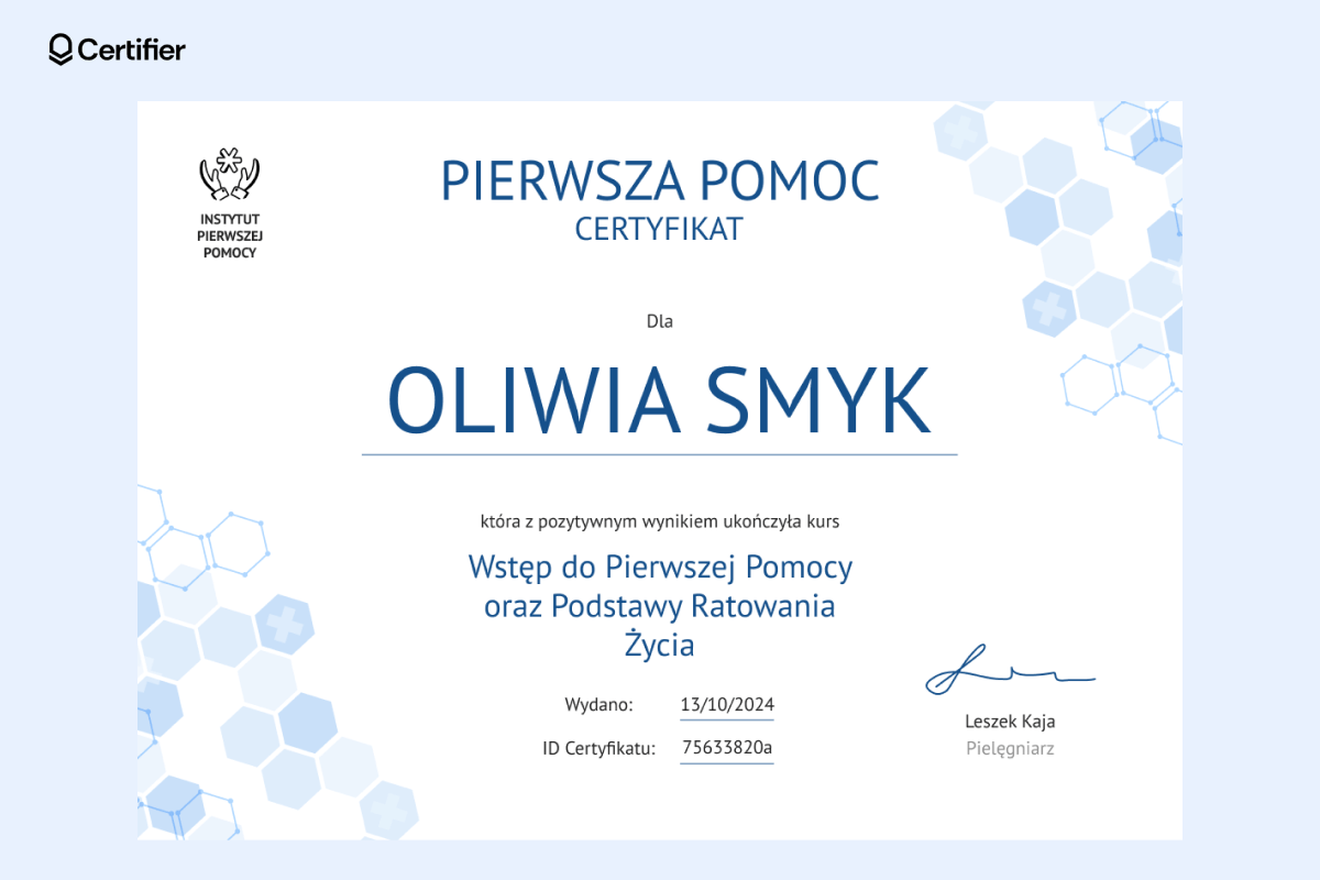 Certyfikat kurs pierwszej pomocy z minialistycznym wzorem o subtlenym wyglądzie, w jasnym niebieskim kolorze. Certyfikat kurs pierwszej pomocy z minialistycznym wzorem o subtlenym wyglądzie, w jasnym niebieskim kolorze.