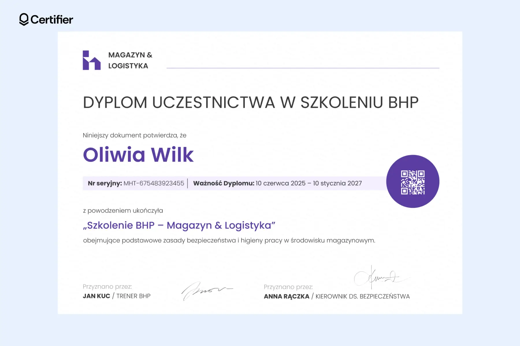 Nowoczesny fioletowy dyplom uczestnictwa w szkoleniu z obsługi ręcznej, z czytelnym układem, datami, nazwiskiem i kodem QR. Nowoczesny fioletowy dyplom uczestnictwa w szkoleniu z obsługi ręcznej, z czytelnym układem, datami, nazwiskiem i kodem QR.