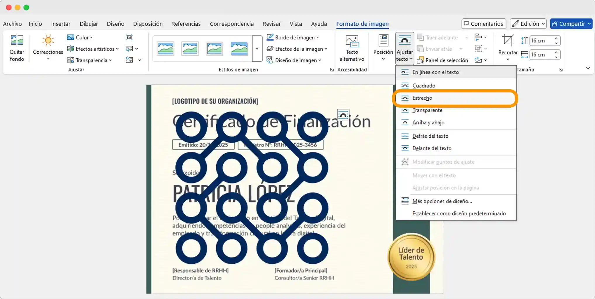 Imagen en Word con diseño gráfico encima del texto del diploma, demostrando cómo ajustar elementos visuales al hacer muchos diplomas en Word. Imagen en Word con diseño gráfico encima del texto del diploma, demostrando cómo ajustar elementos visuales al hacer muchos diplomas en Word.
