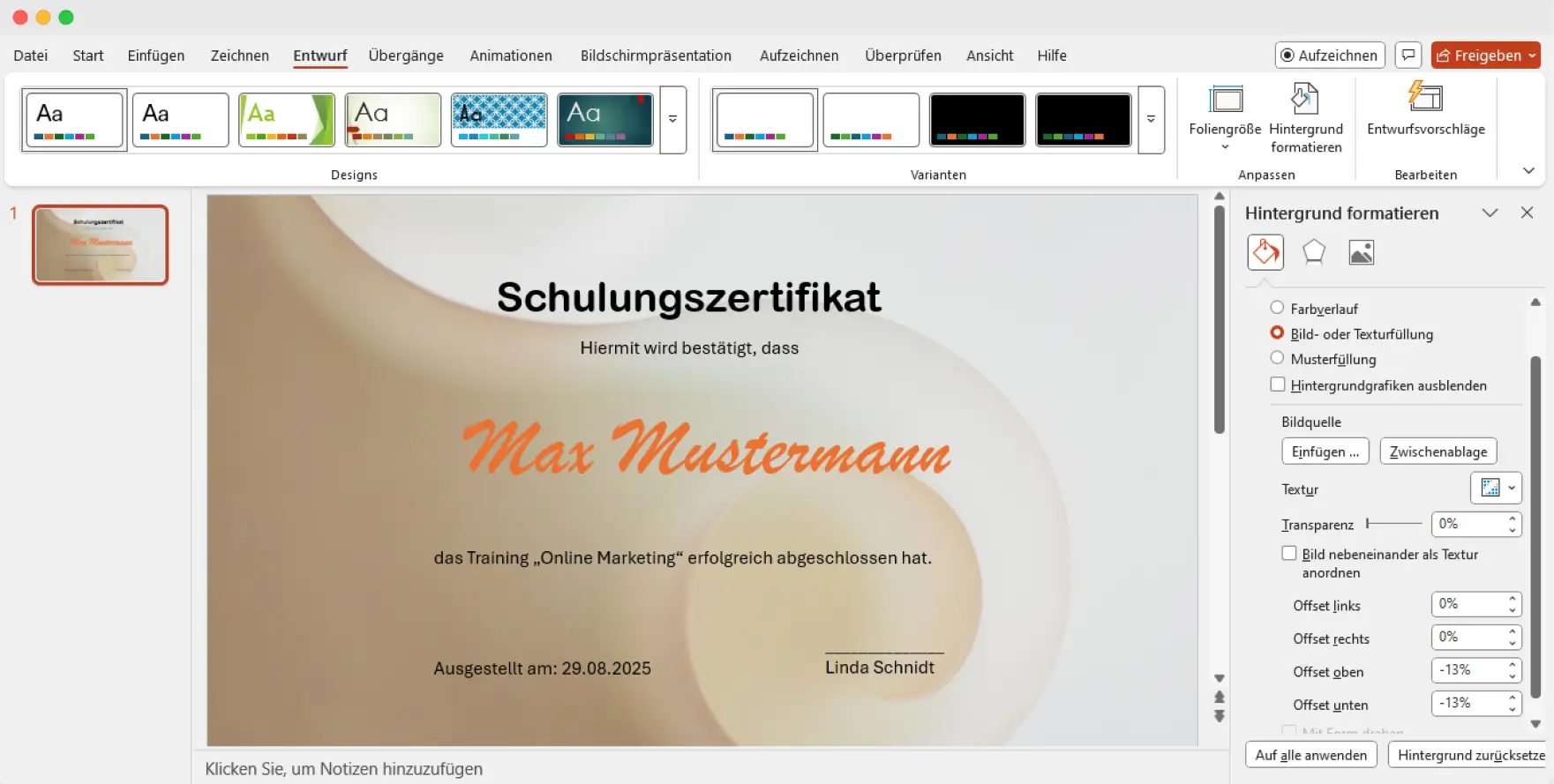Beispiel für ein PowerPoint-Zertifikat während der Bearbeitung – Illustration eines Projekts mit einer PowerPoint-Zertifikatsvorlage.