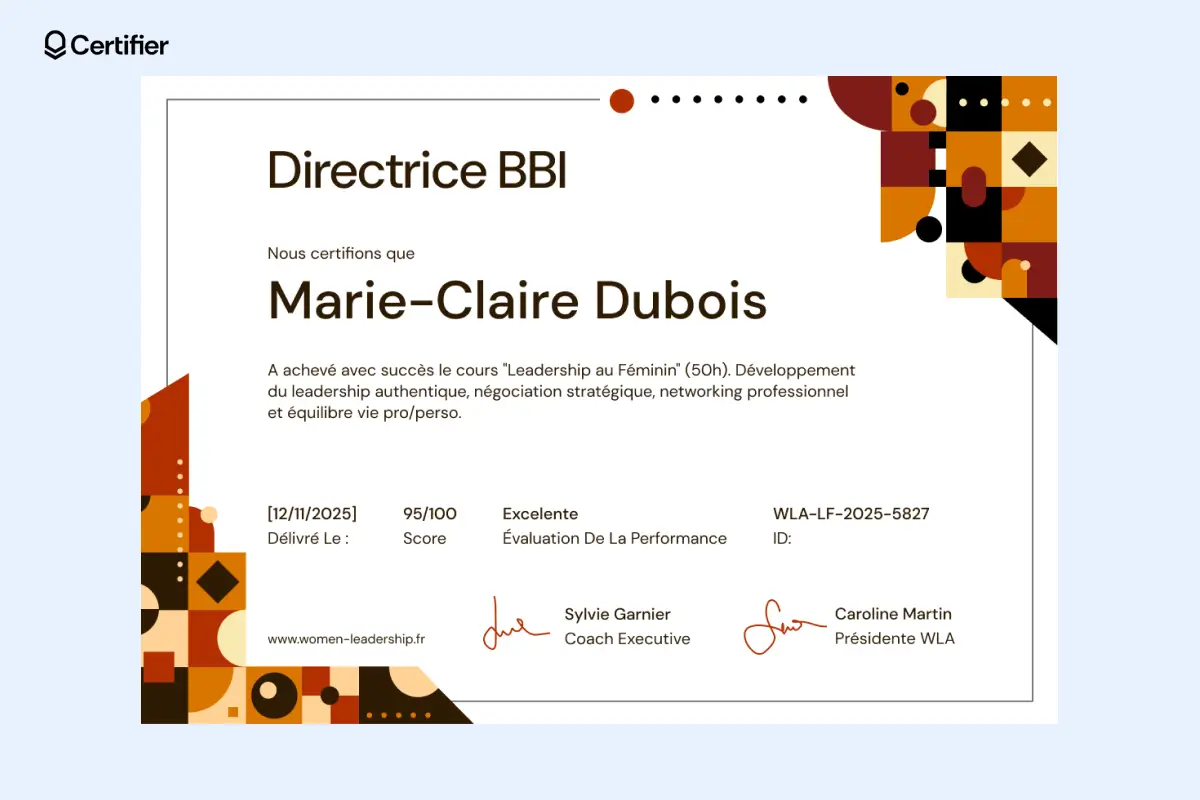 Un modèle de certificat de cours coloré avec des éléments graphiques marron dans les coins et un titre de cours en rouge.