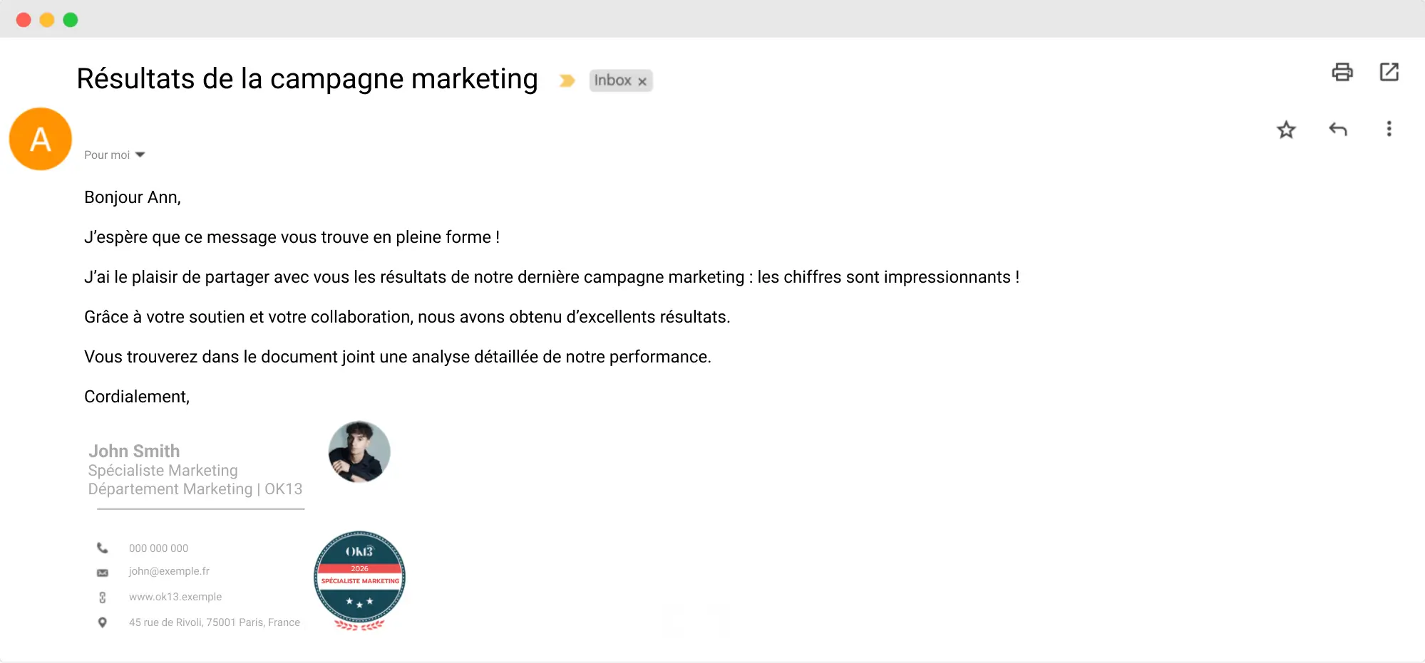 Exemple d’e-mail professionnel montrant comment les badges numériques peuvent accompagner les communications de résultats.