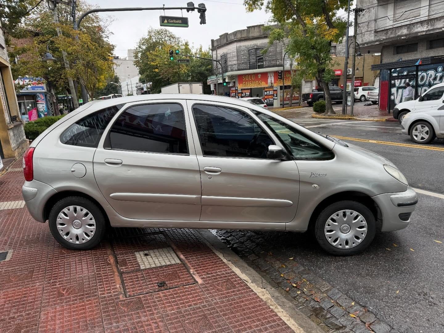 Citroën Xsara Picasso 2010 - Foto 12