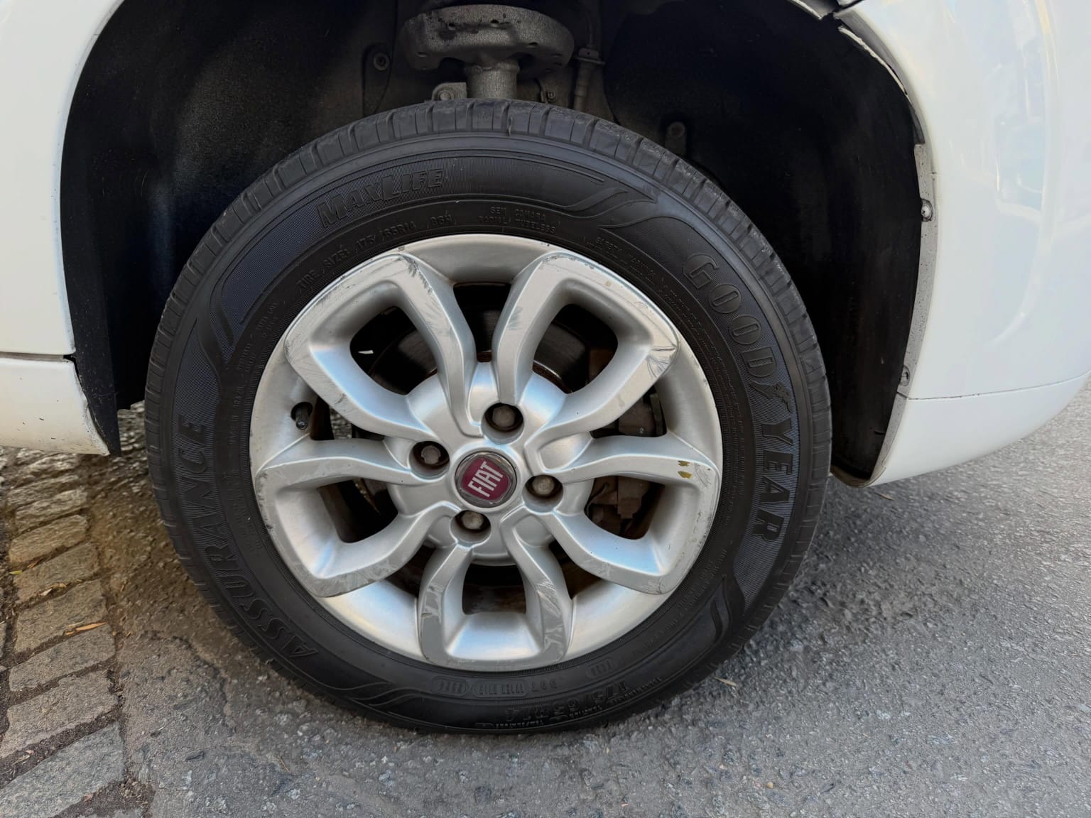 Fiat Uno 2014 - Foto 12
