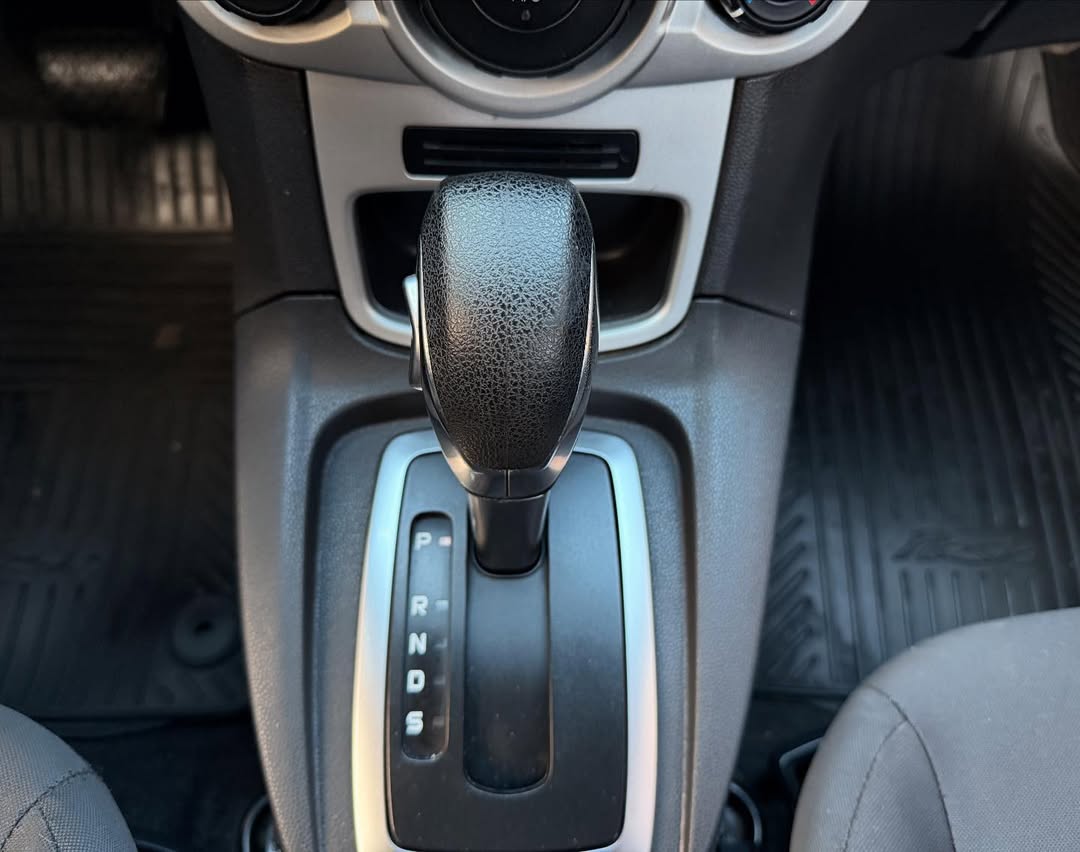 Ford Fiesta 2017 - Foto 11
