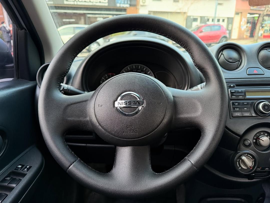Nissan March 2015 - Foto 10