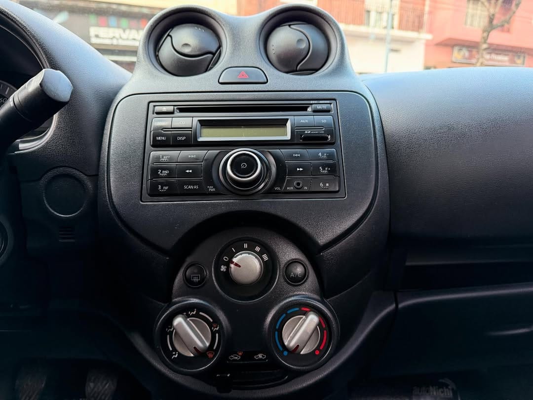 Nissan March 2015 - Foto 9