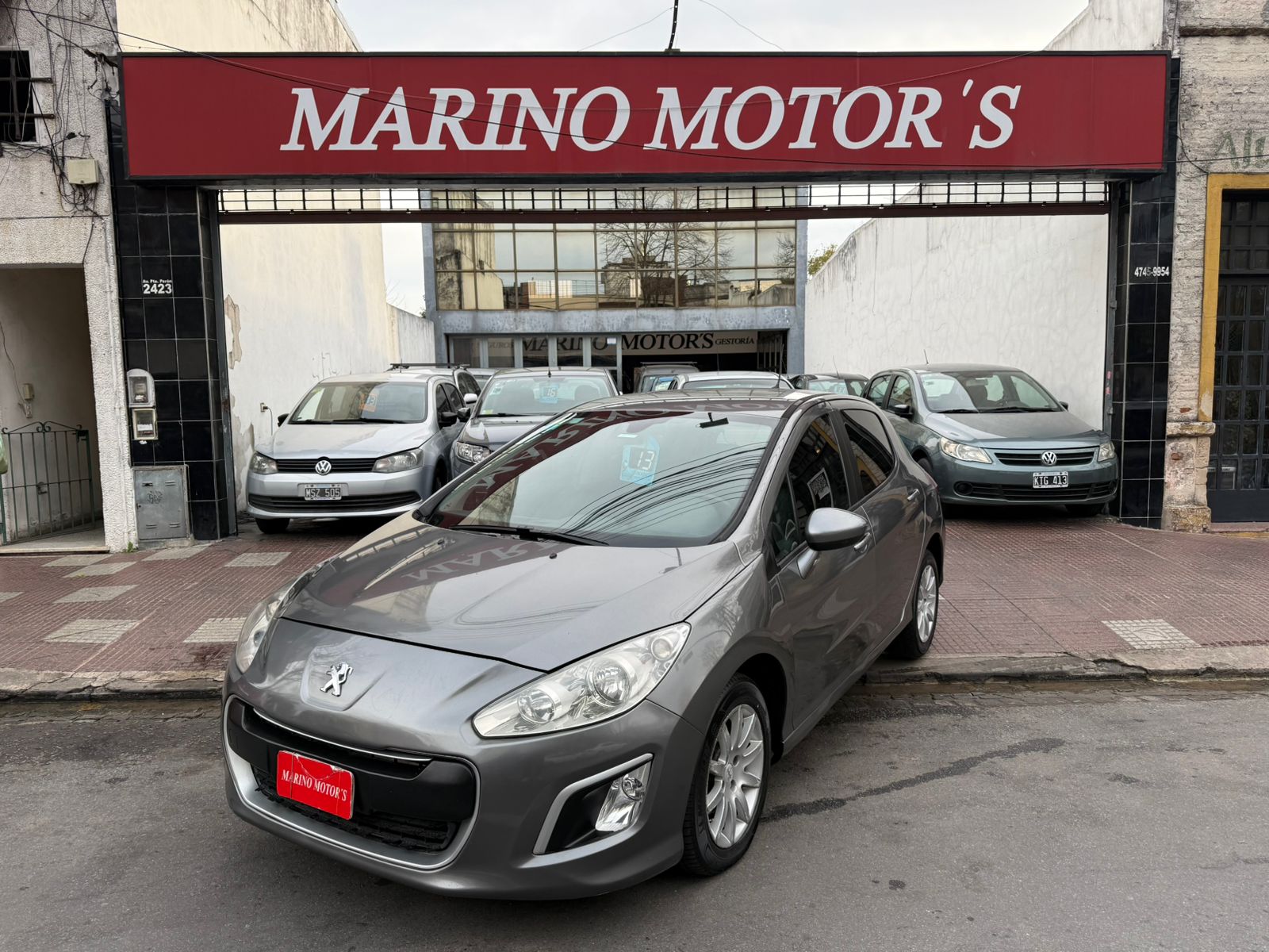 Peugeot 308 2013 - Foto 1