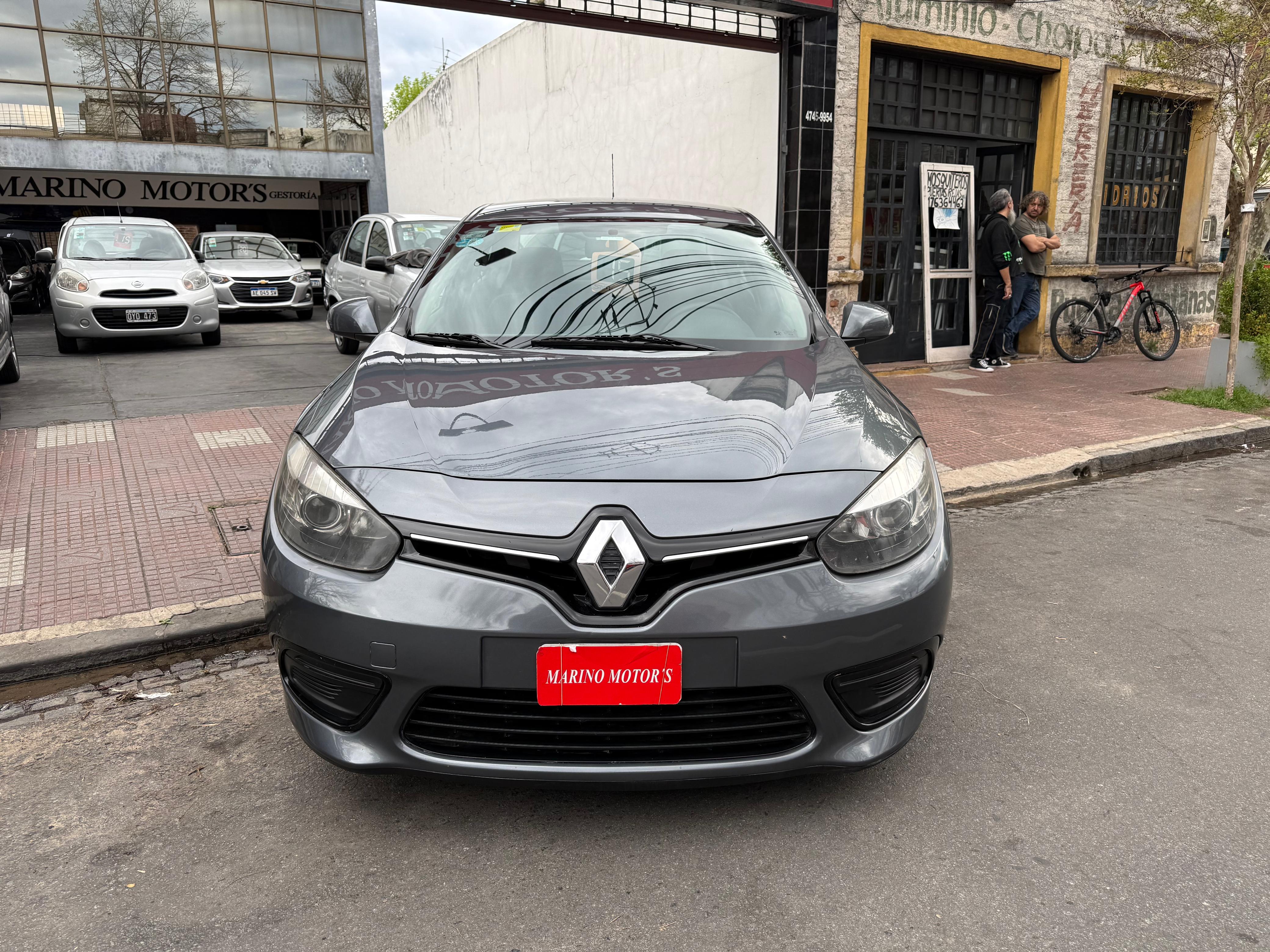 Renault Fluence 2015 - Foto 12
