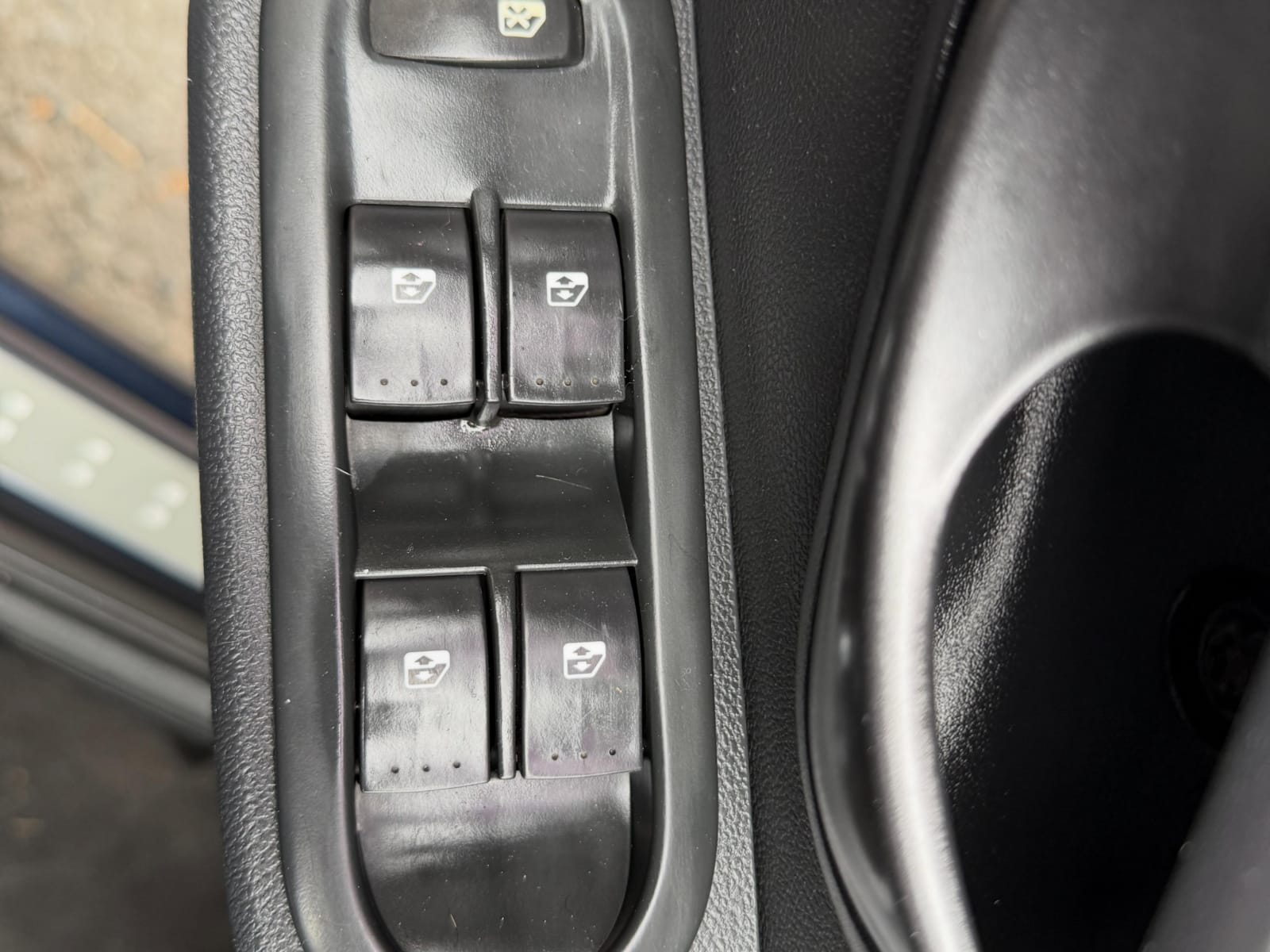 Renault Sandero 2013 - Foto 15