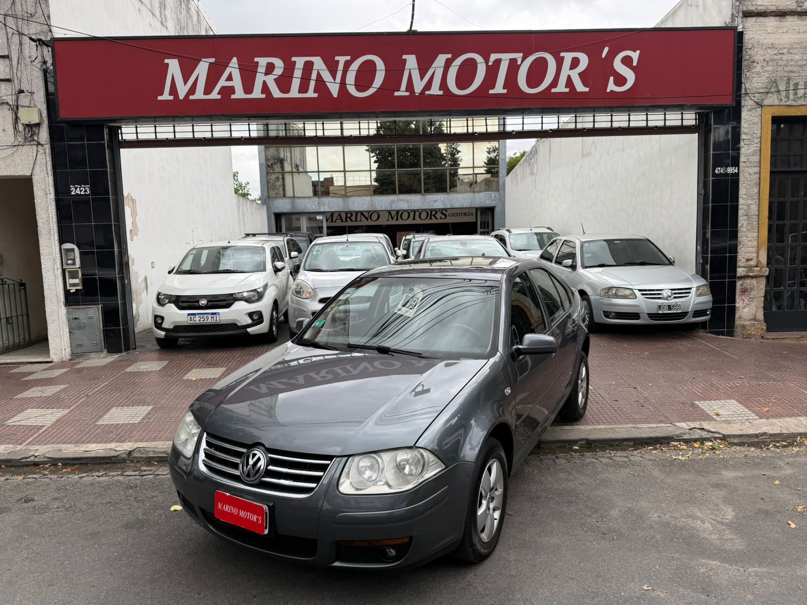 Volkswagen Bora 2013 - Foto 1