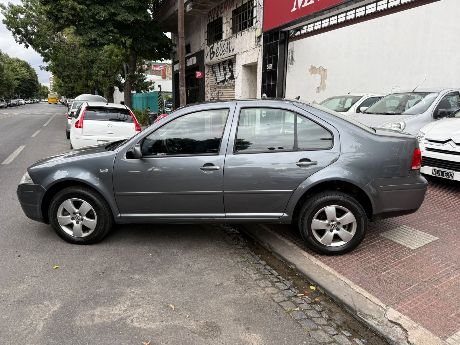 Volkswagen Bora 2013 - Foto 12